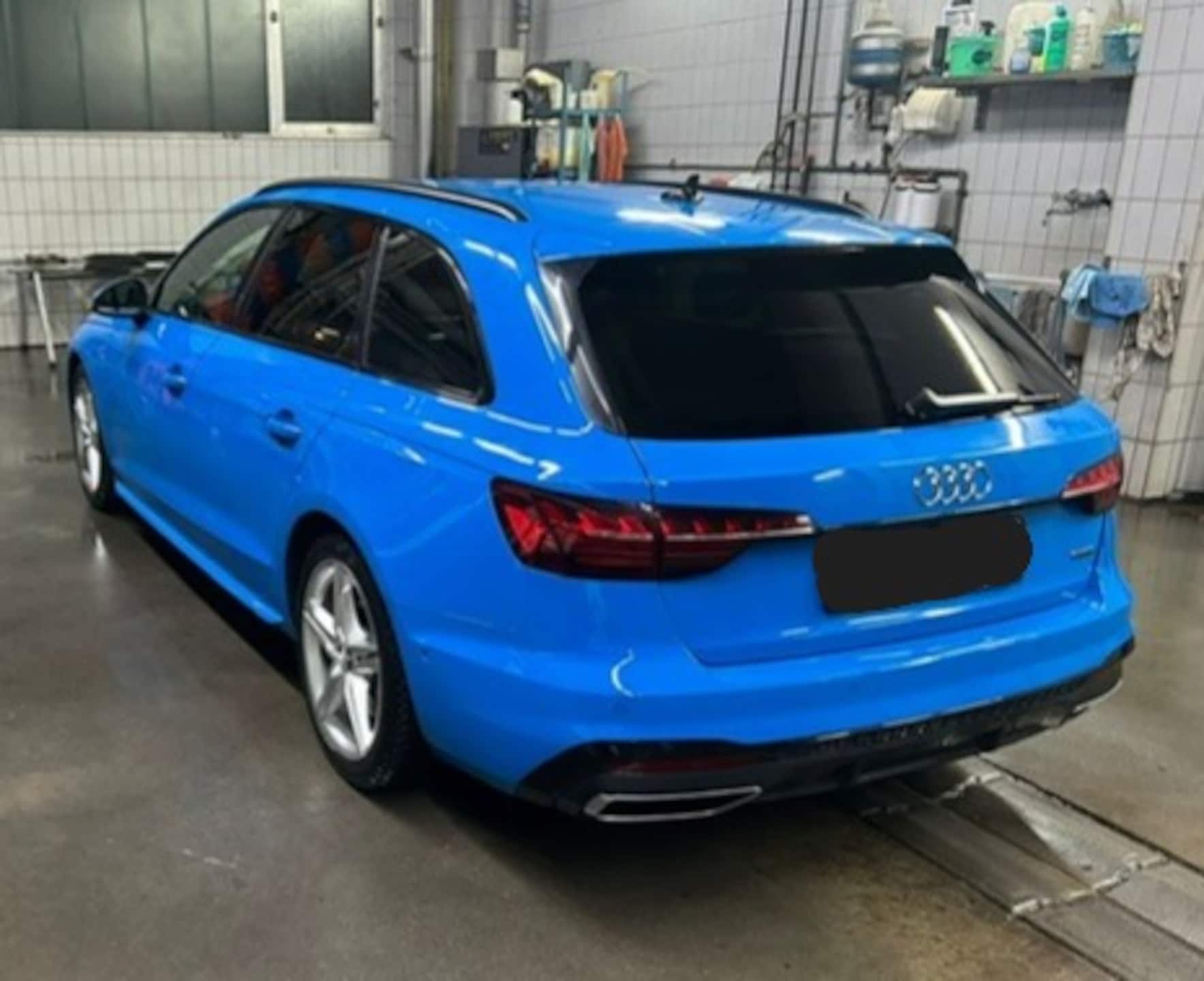 Audi A4 Avant S line
