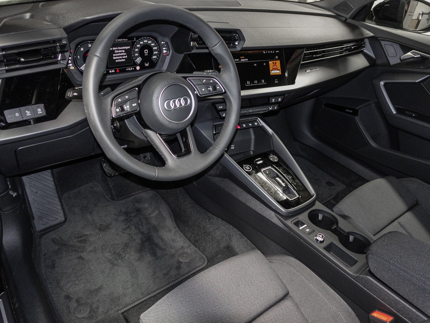Bild über Audi A3 Sportback S line 35 TDI S tronic - für weitere Informationen kontaktieren Sie den Audi Partner