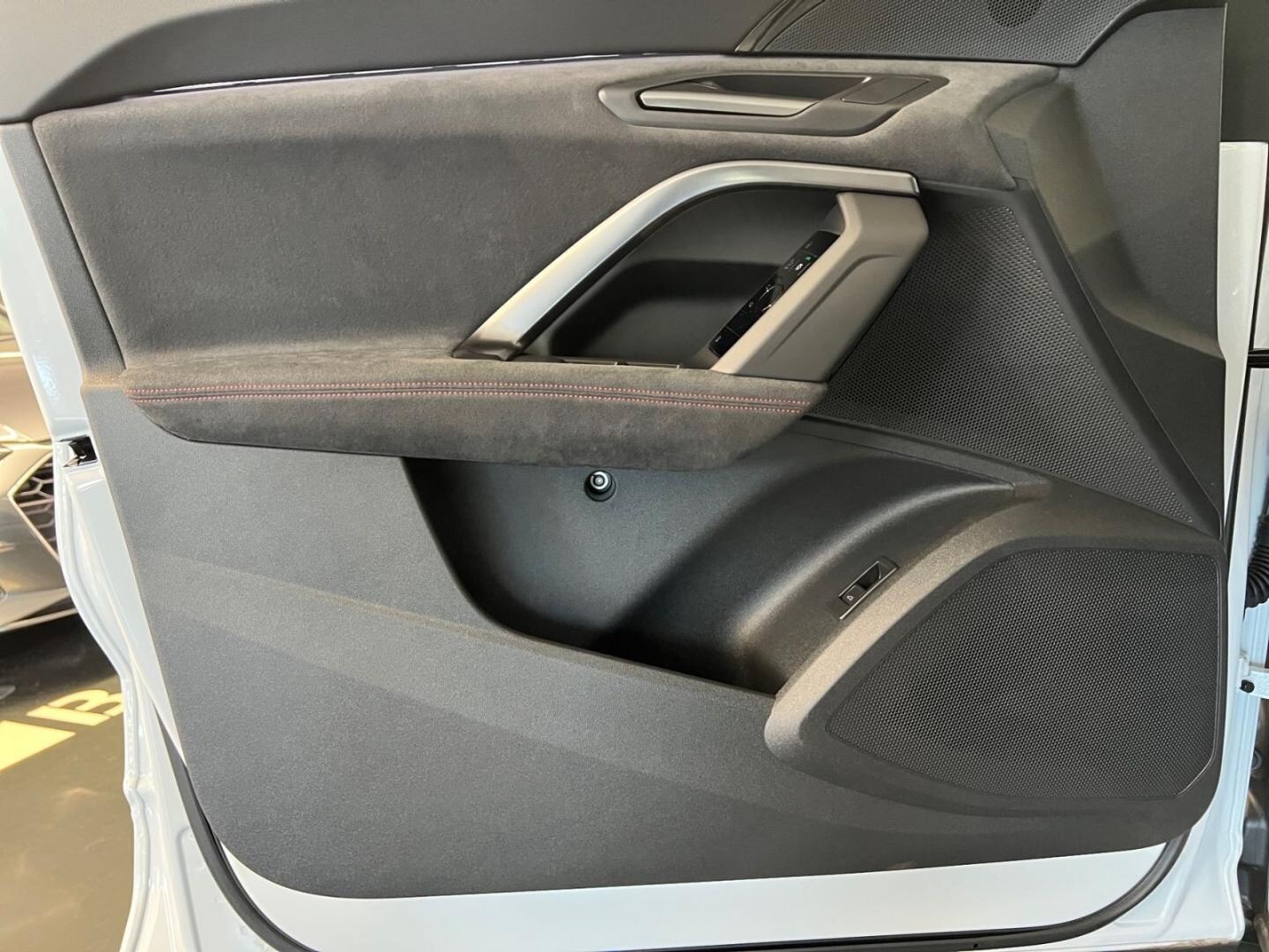 Bild über Audi Q5 SUV TDI quattro 150 kW S tronic - für weitere Informationen kontaktieren Sie den Audi Partner