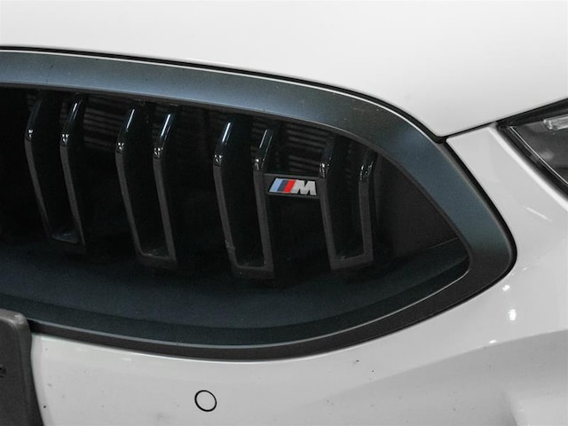 2023 BMW M850i