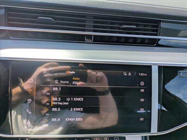 2025 Audi S8 Base - Photo 12