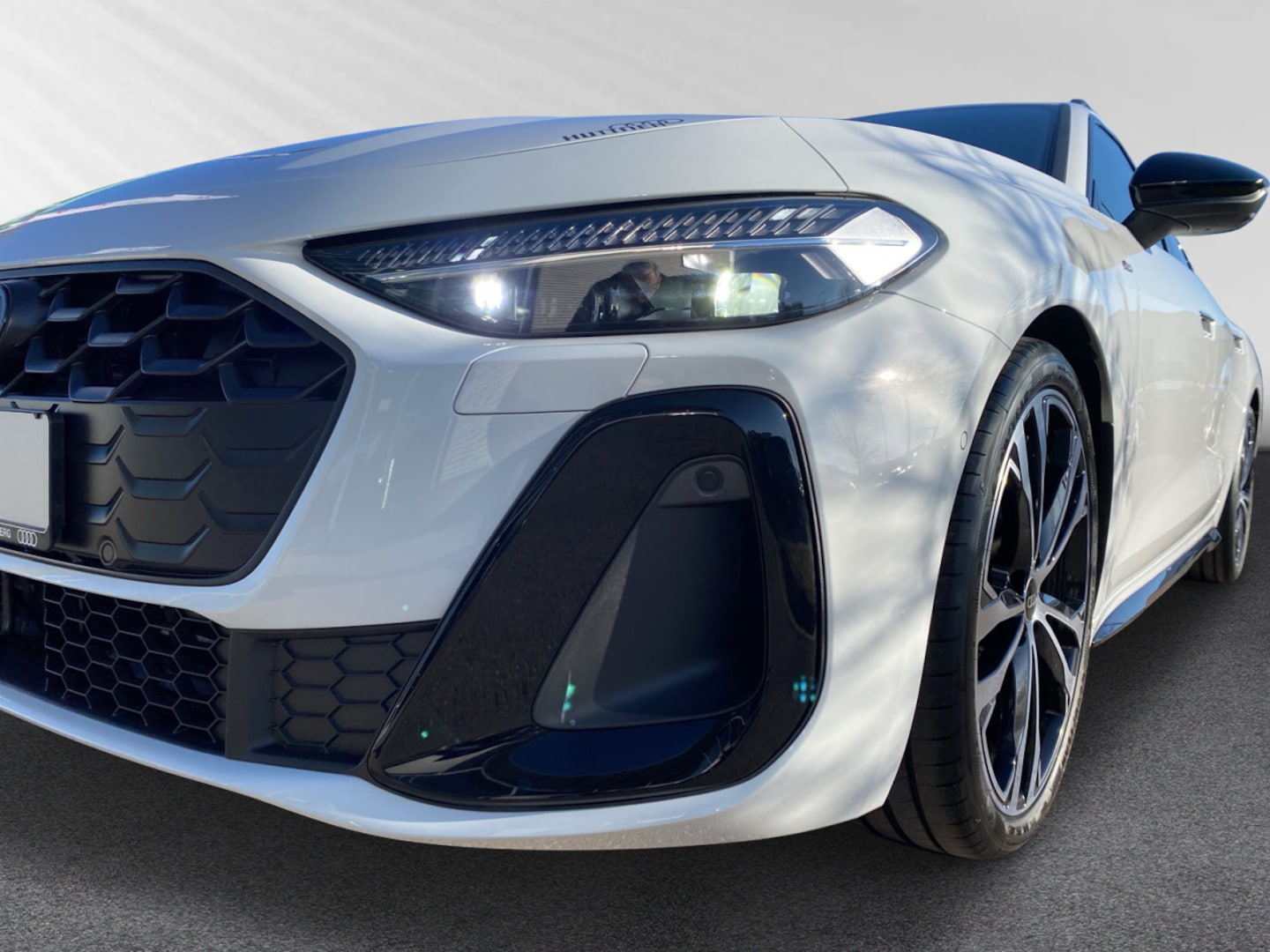 Bild über Audi A5 Avant TFSI quattro S tronic - für weitere Informationen kontaktieren Sie den Audi Partner