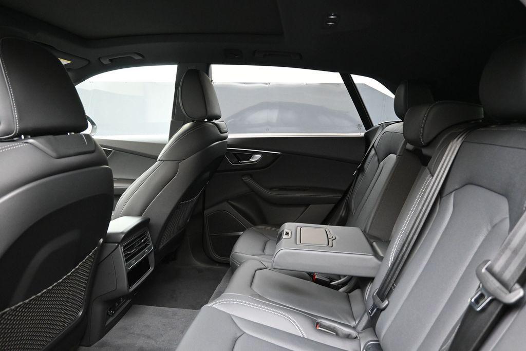 2026 Audi Q8 Prestige - Photo 18