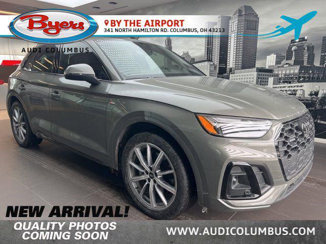 2023 Audi Q5 55 e Premium Plus's photo