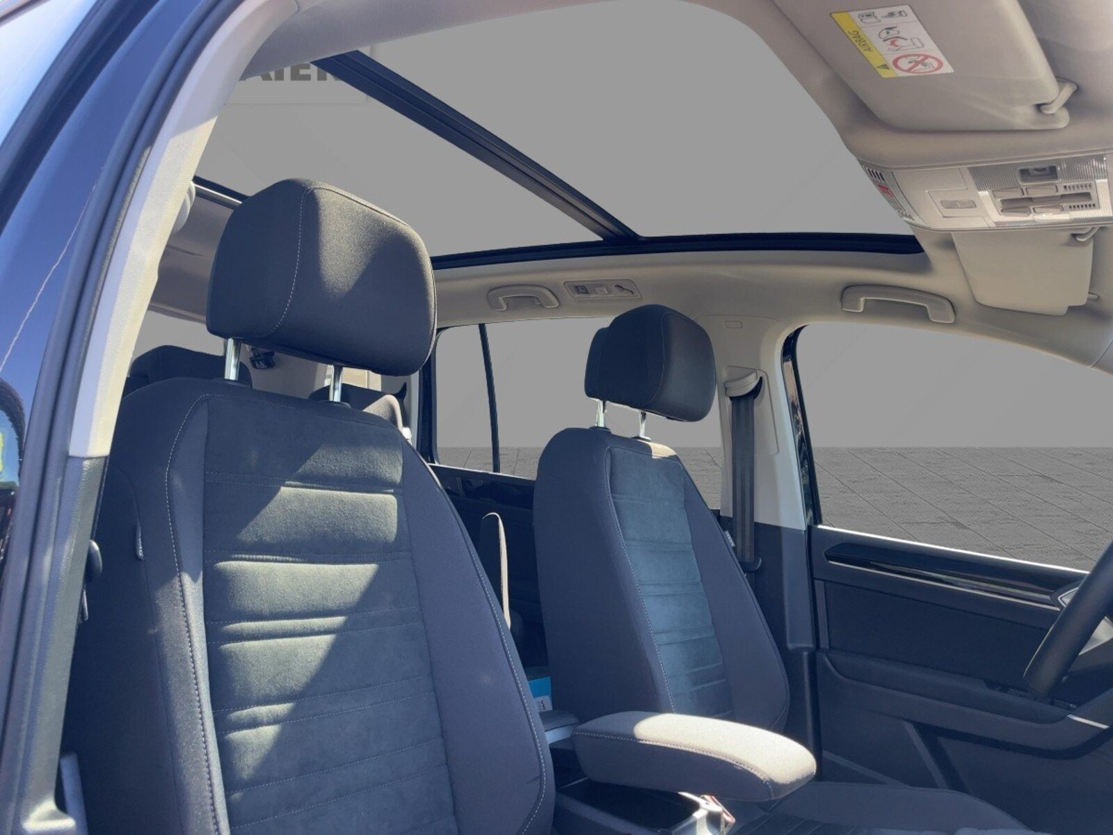 Volkswagen Touran – Bild 14