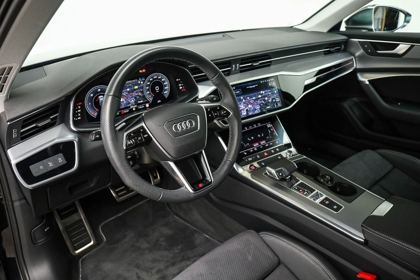 Bild über Audi S6 Avant TDI quattro tiptronic - für weitere Informationen kontaktieren Sie den Audi Partner