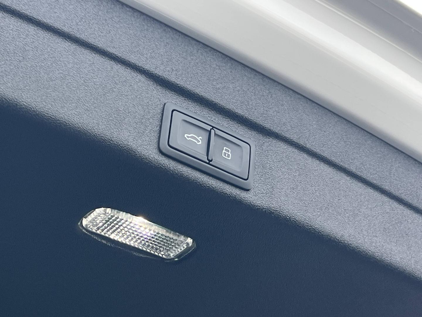 Image about Audi A5 Avant Design TDI Hybride 204 ch S tronic