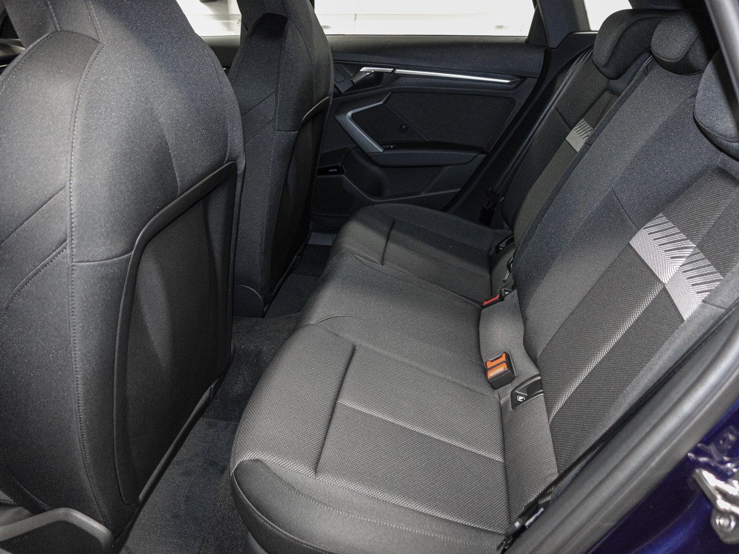 Bild über Audi A3 Sportback S line 35 TDI S tronic - für weitere Informationen kontaktieren Sie den Audi Partner