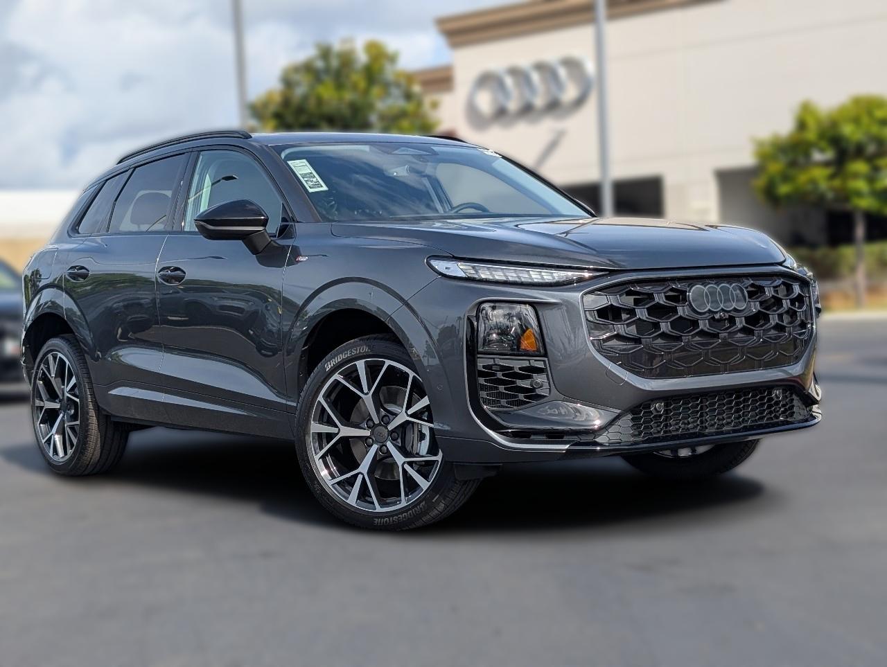 2026 Audi Q3 S line quattro's photo