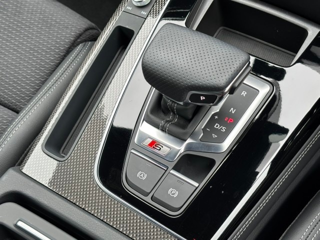 Audi SQ5 Sportback SQ5 Sportback TFSI 260(354) kW(PS) tiptronic for more details contact your dealer
