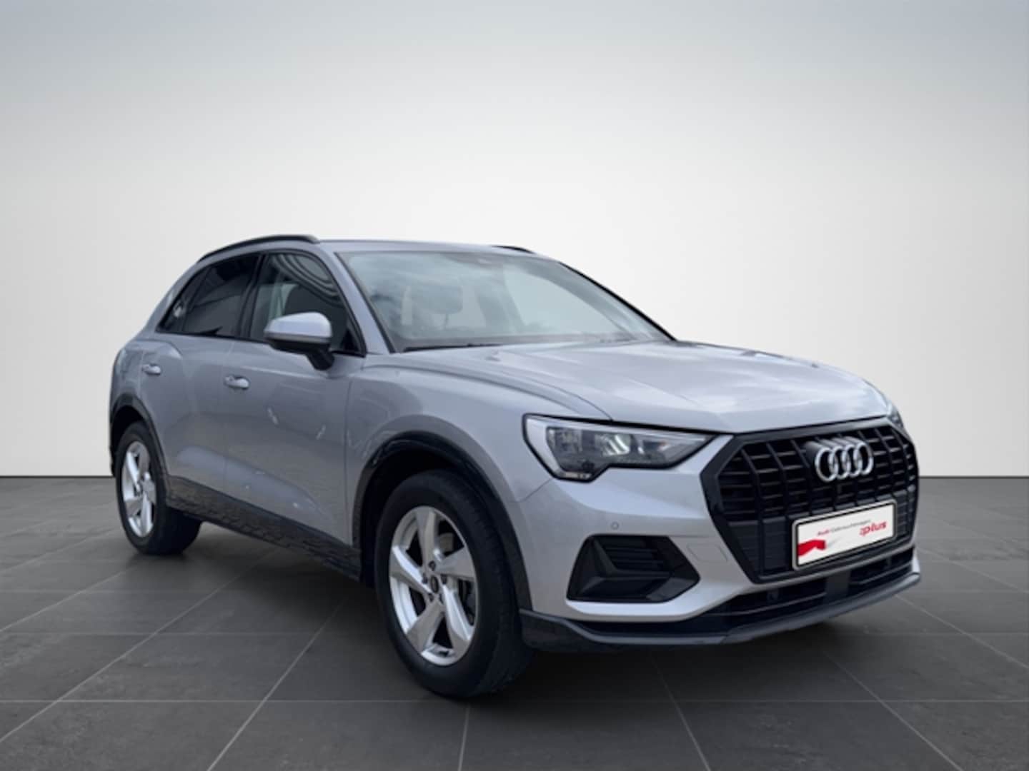 Bild über Audi Q3 advanced 35 TFSI S tronic - für weitere Informationen kontaktieren Sie den Audi Partner