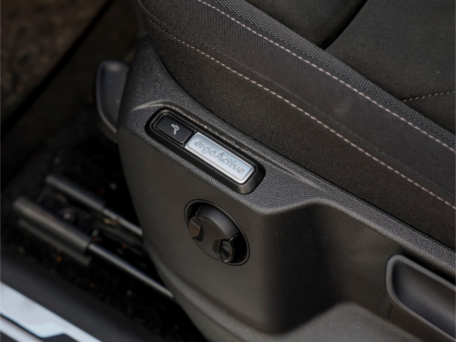 Volkswagen Tiguan – Bild 12