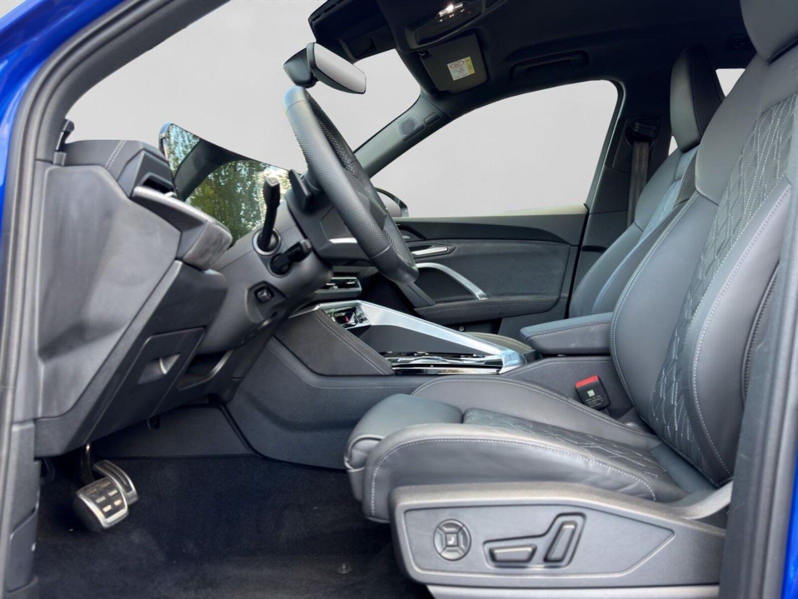 Audi SQ5 – Bild 13