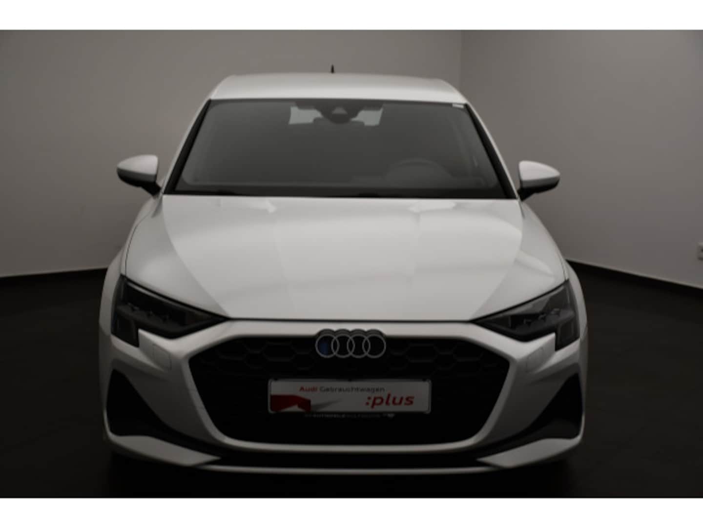 Bild über Audi A3 Sportback 35 TFSI S tronic - für weitere Informationen kontaktieren Sie den Audi Partner