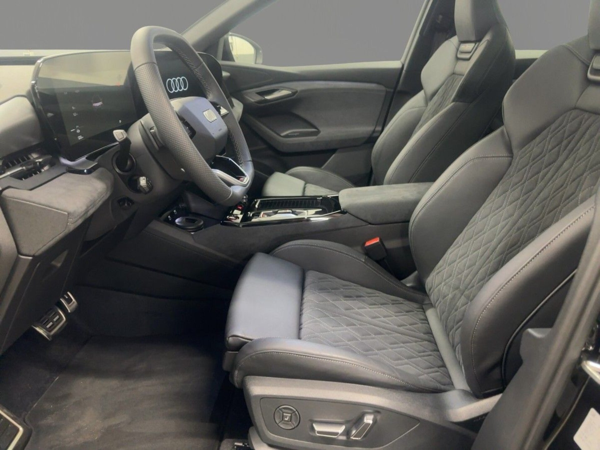 Audi SQ6 SUV e-tron