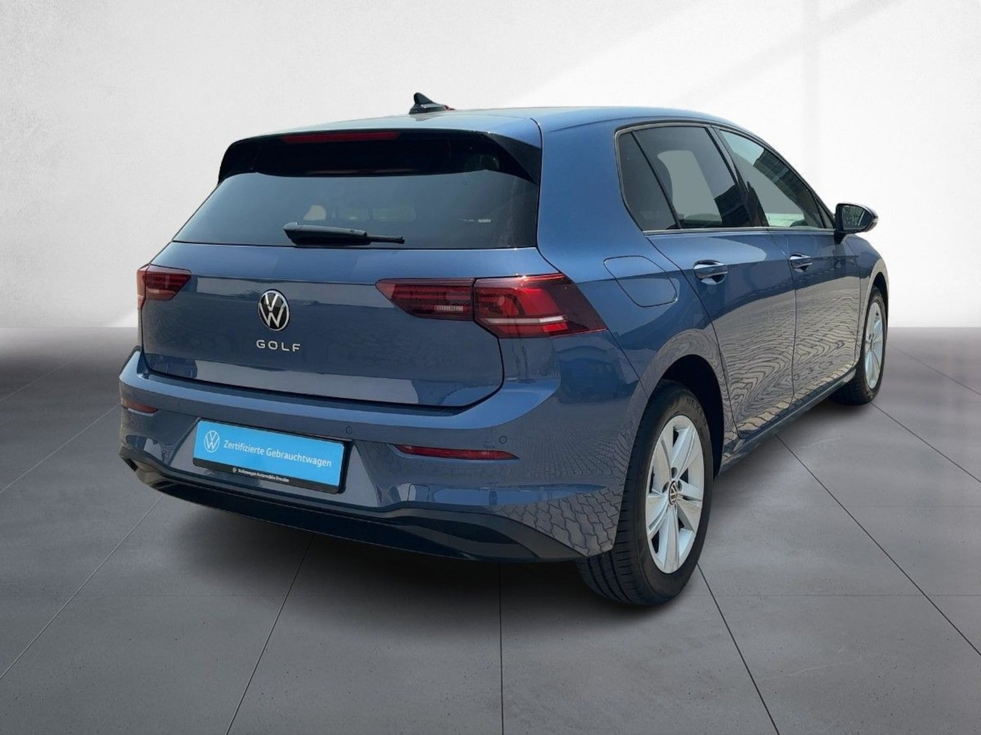 Volkswagen Golf Life