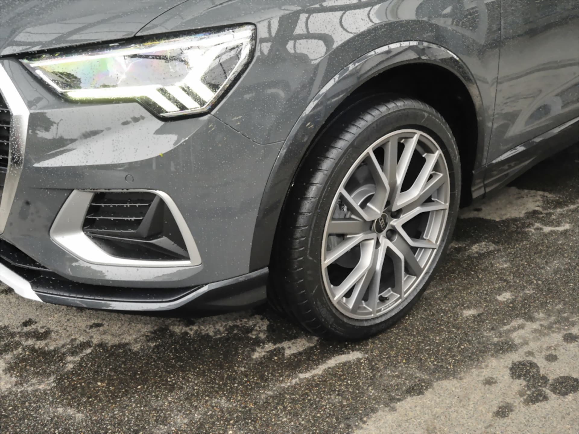 Audi Q3 SUV advanced