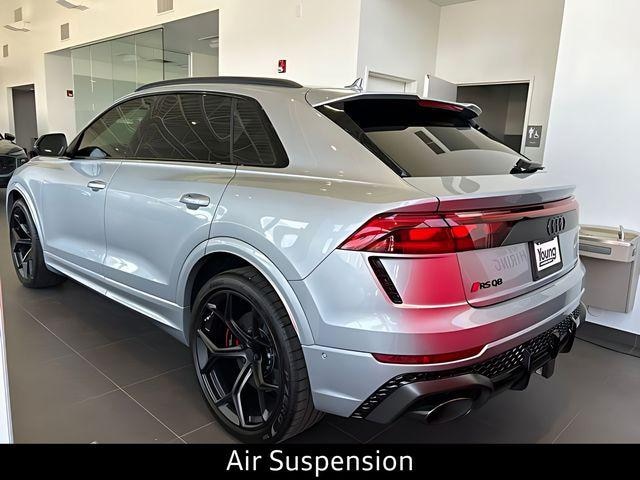 2026 Audi RS Q8 SUV performance
