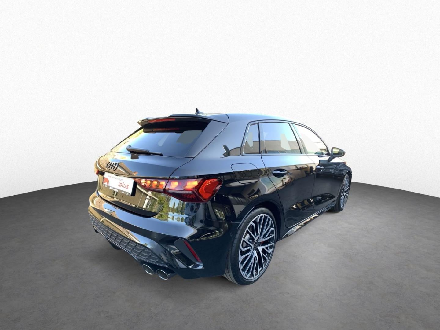 Bild über Audi S3 Sportback TFSI quattro S tronic - für weitere Informationen kontaktieren Sie den Audi Partner