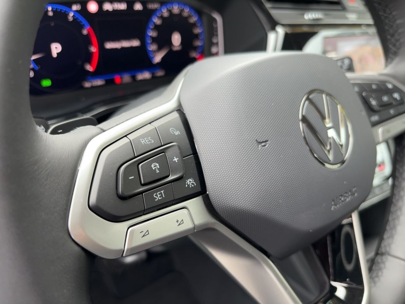 Volkswagen Touran – Bild 12