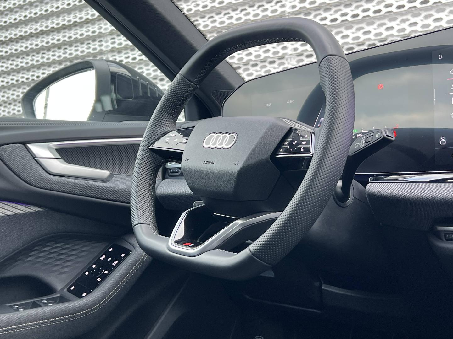 Image about Audi A5 Avant Design TDI Hybride 204 ch S tronic