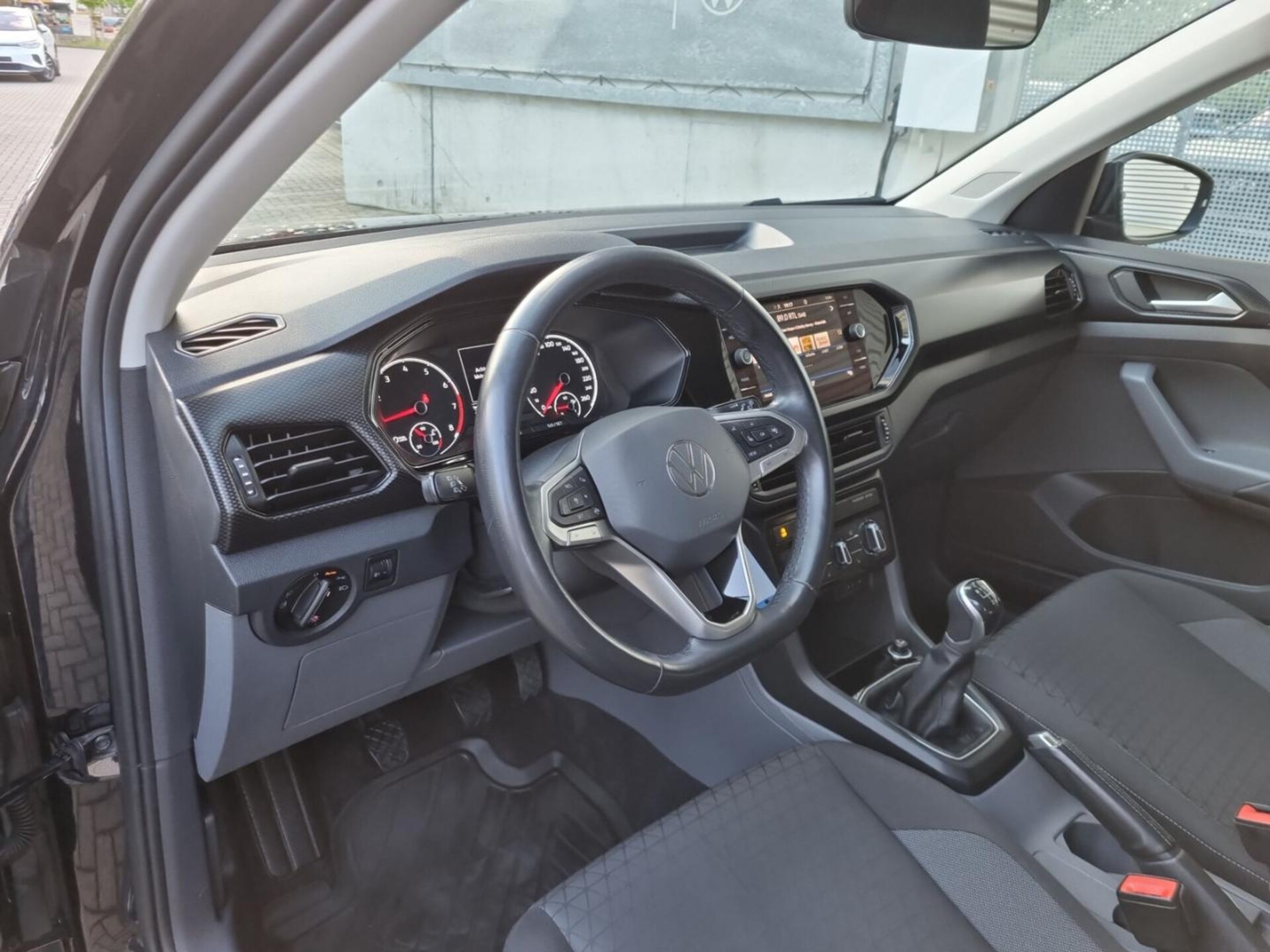 Volkswagen T-Cross Life