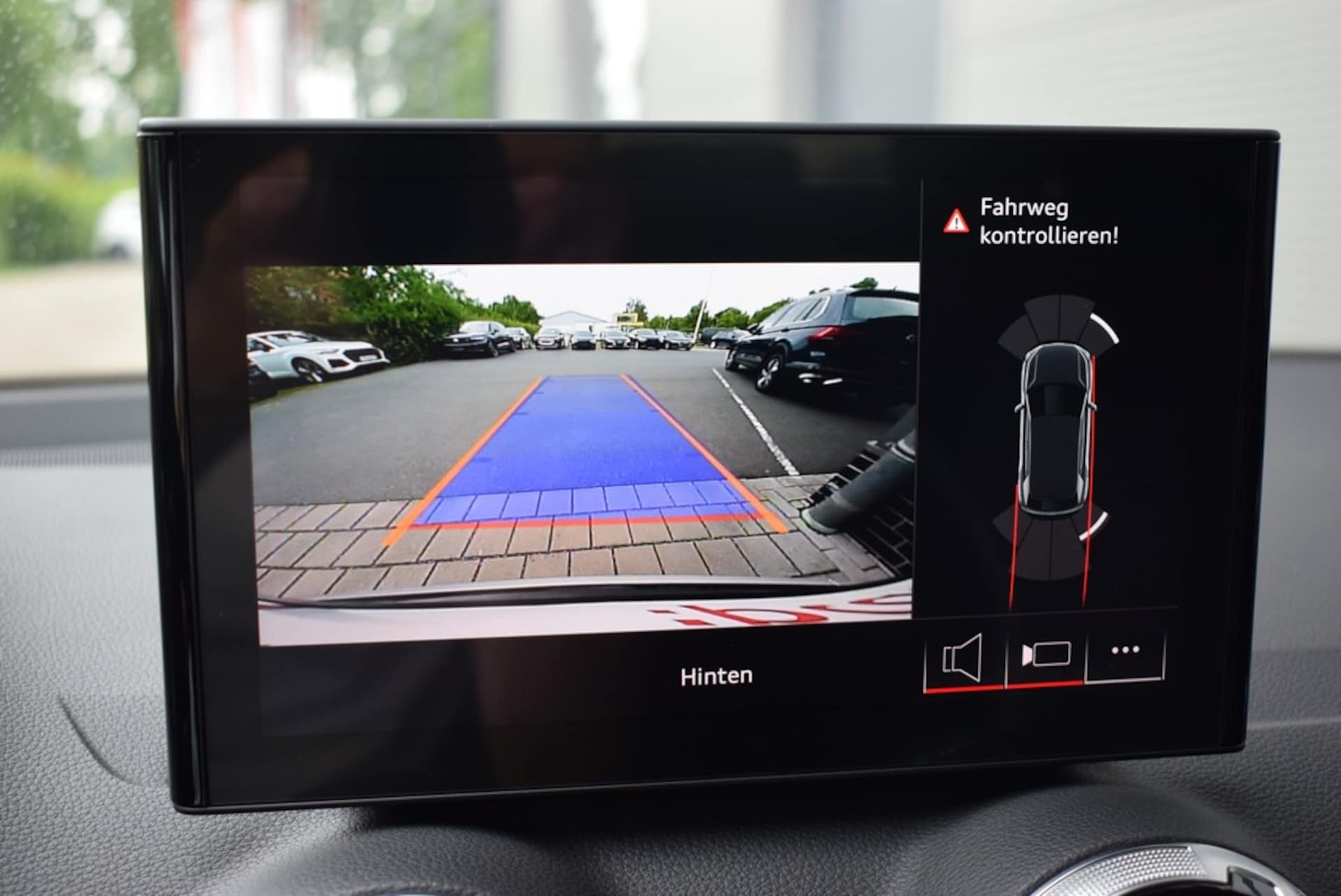 Audi Q2 S line