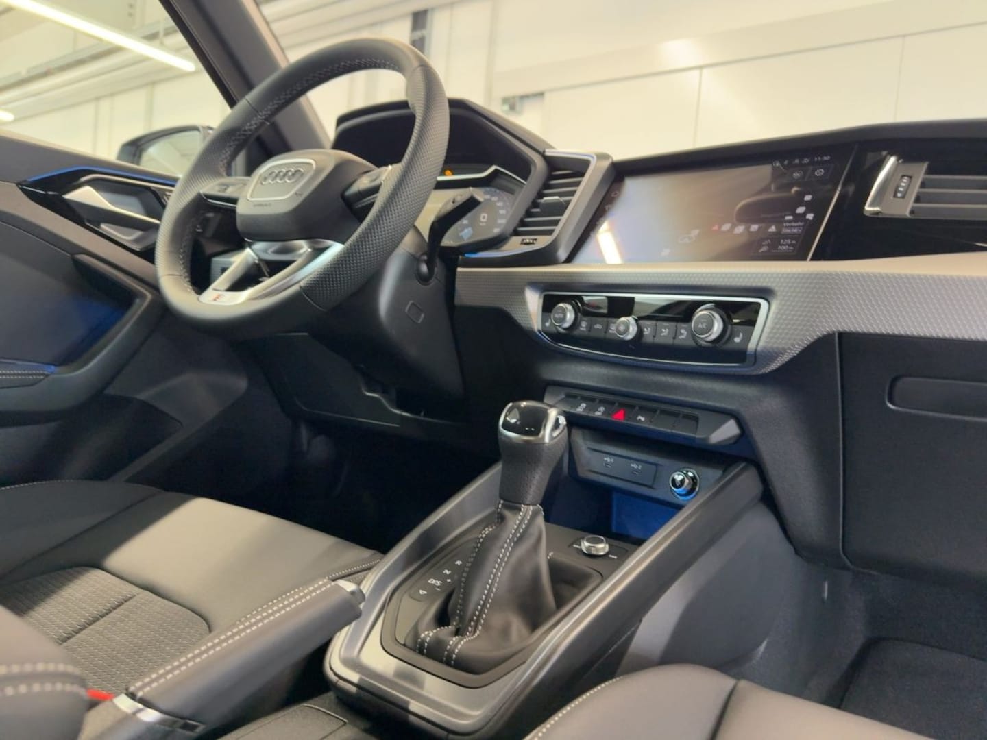 Bild über Audi A1 allstreet 35 TFSI S tronic - für weitere Informationen kontaktieren Sie den Audi Partner