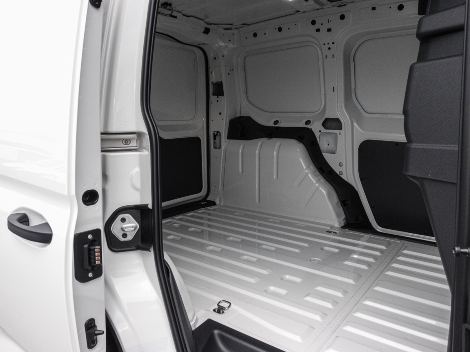 Volkswagen Caddy Cargo – Bild 15