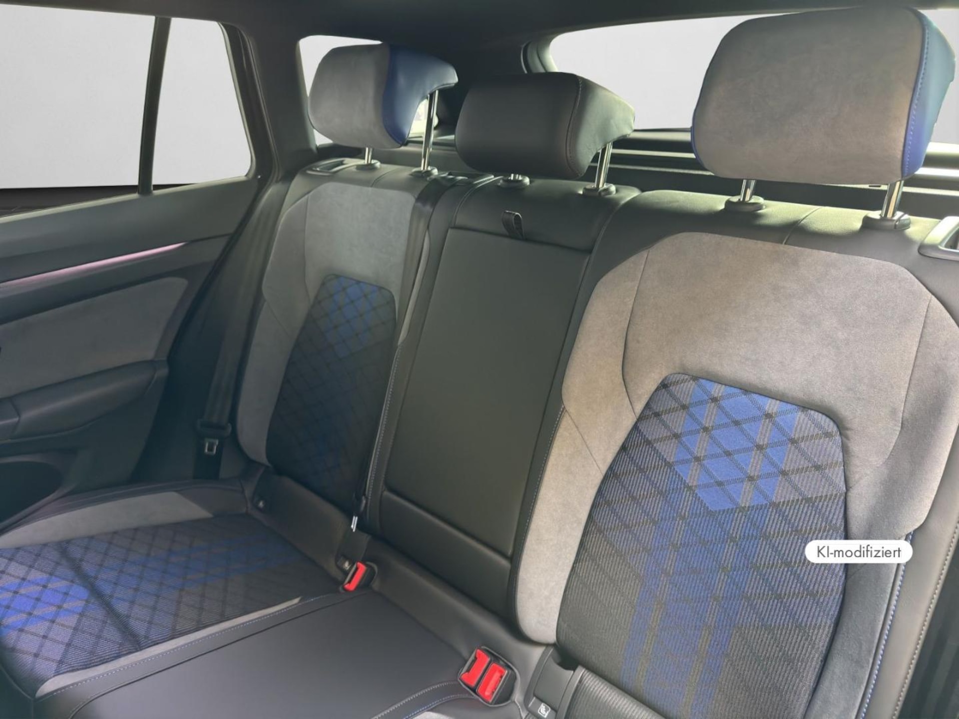 Volkswagen Golf Variant R