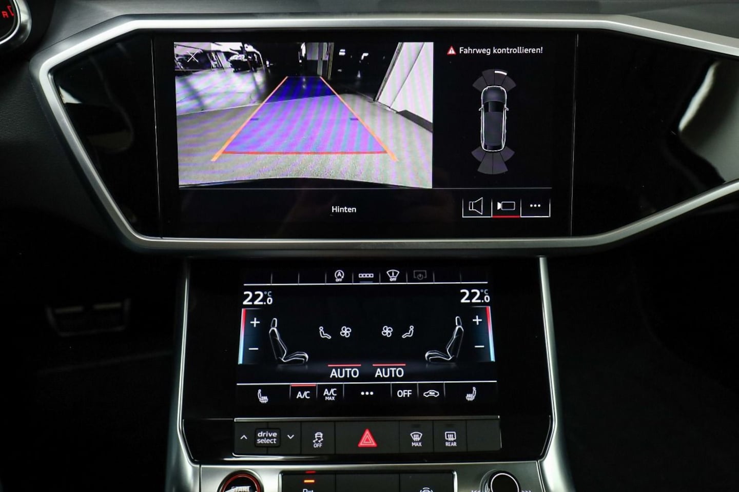 Bild über Audi S6 Avant TDI quattro tiptronic - für weitere Informationen kontaktieren Sie den Audi Partner