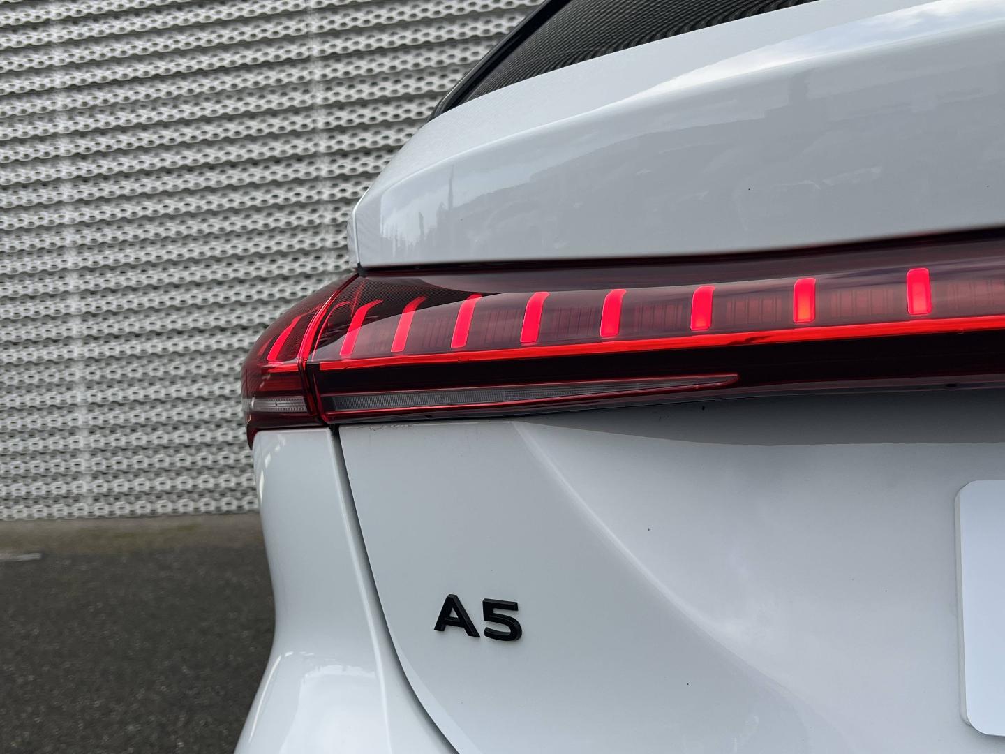 Image about Audi A5 Avant Design TDI Hybride 204 ch S tronic