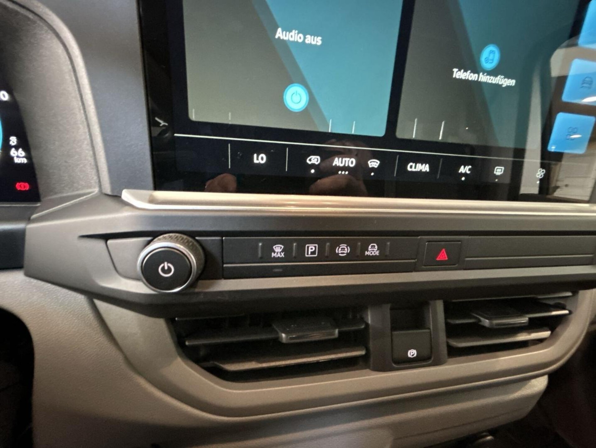 Volkswagen e-Caravelle
