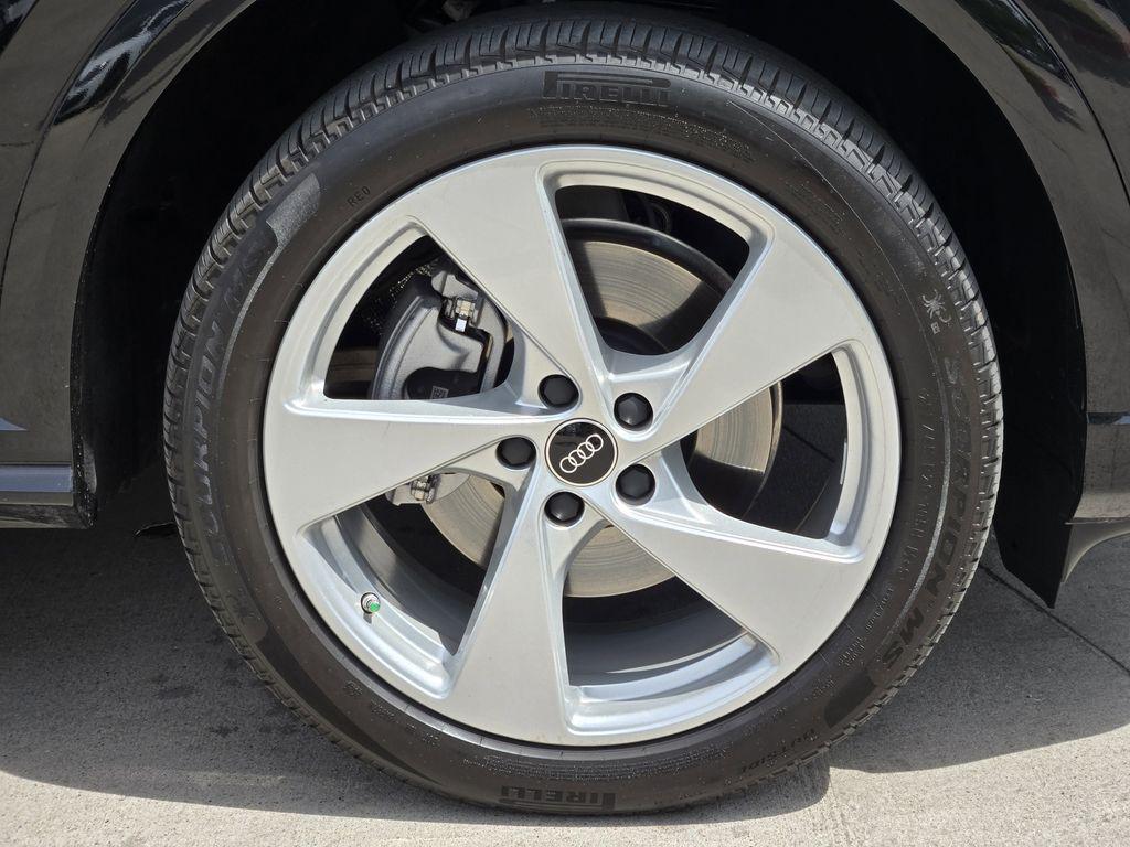 2025 Audi New Q5 Sportback Premium Plus - Photo 16