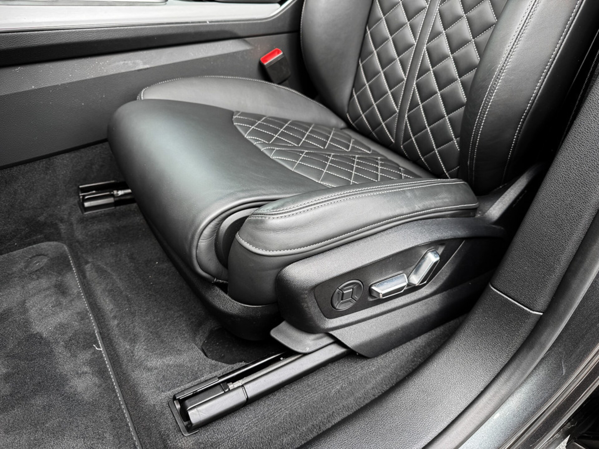 Audi Q8 SUV