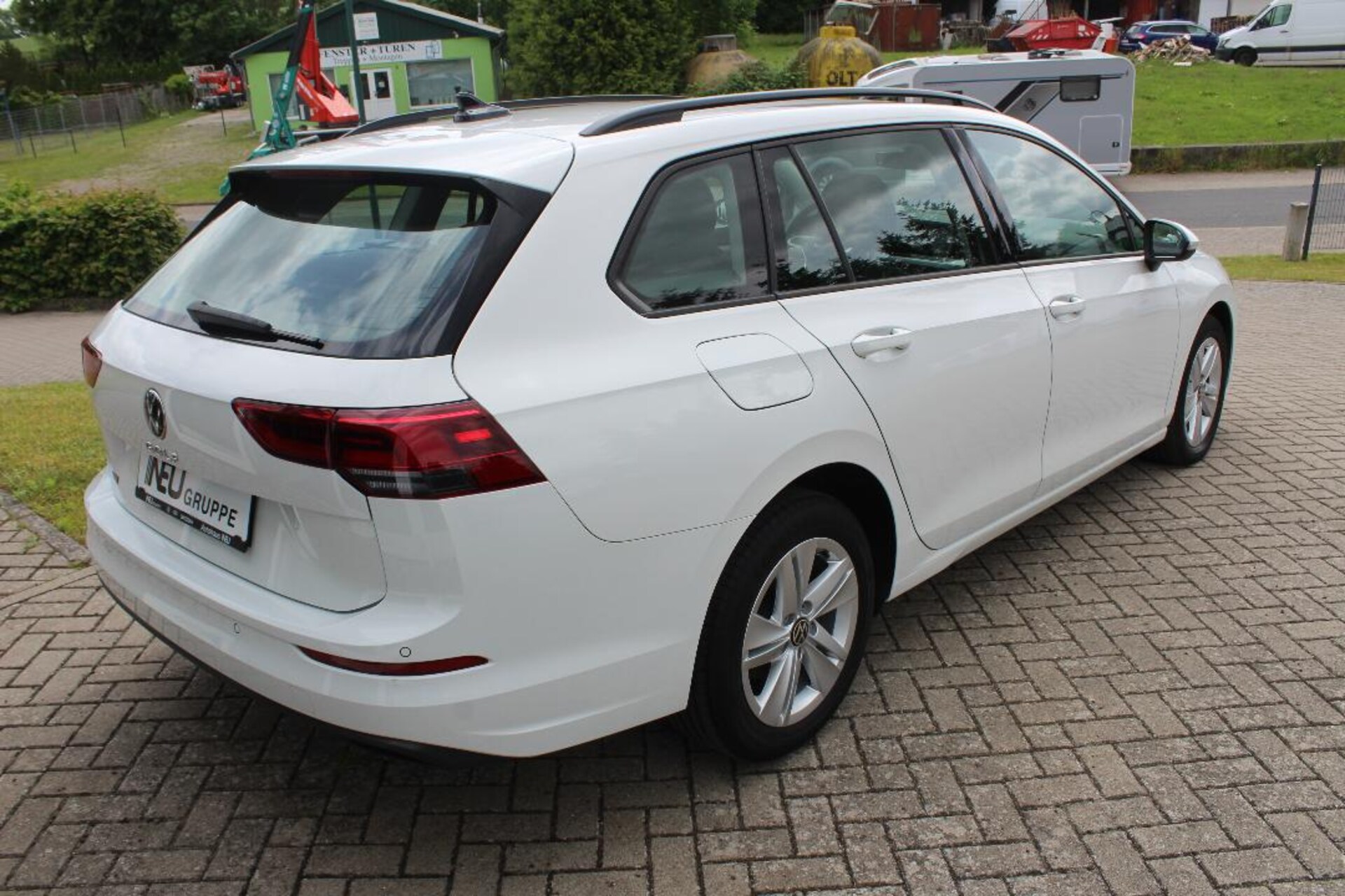 Volkswagen Golf Variant Life