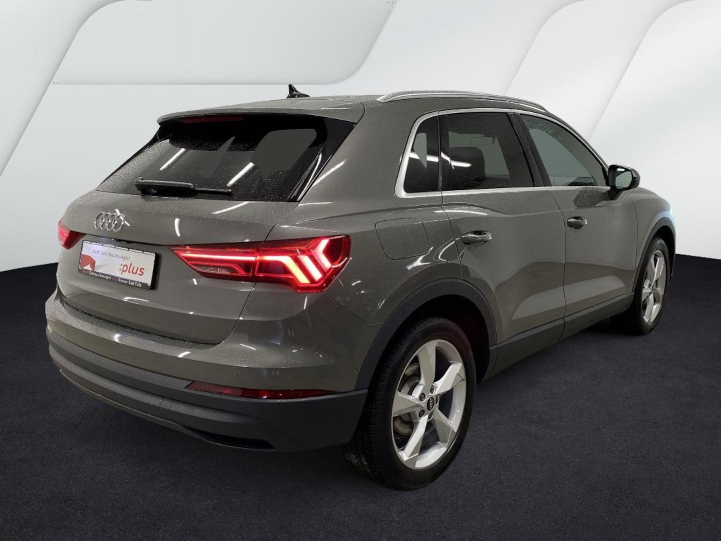Bild über Audi Q3 TFSI 110 kW S tronic - für weitere Informationen kontaktieren Sie den Audi Partner