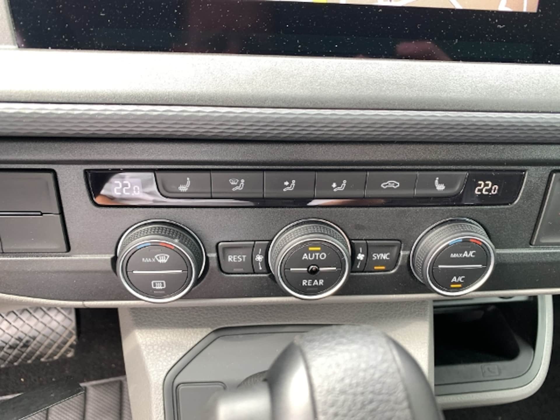 Volkswagen T6.1 Caravelle langer Radstand Comfortline