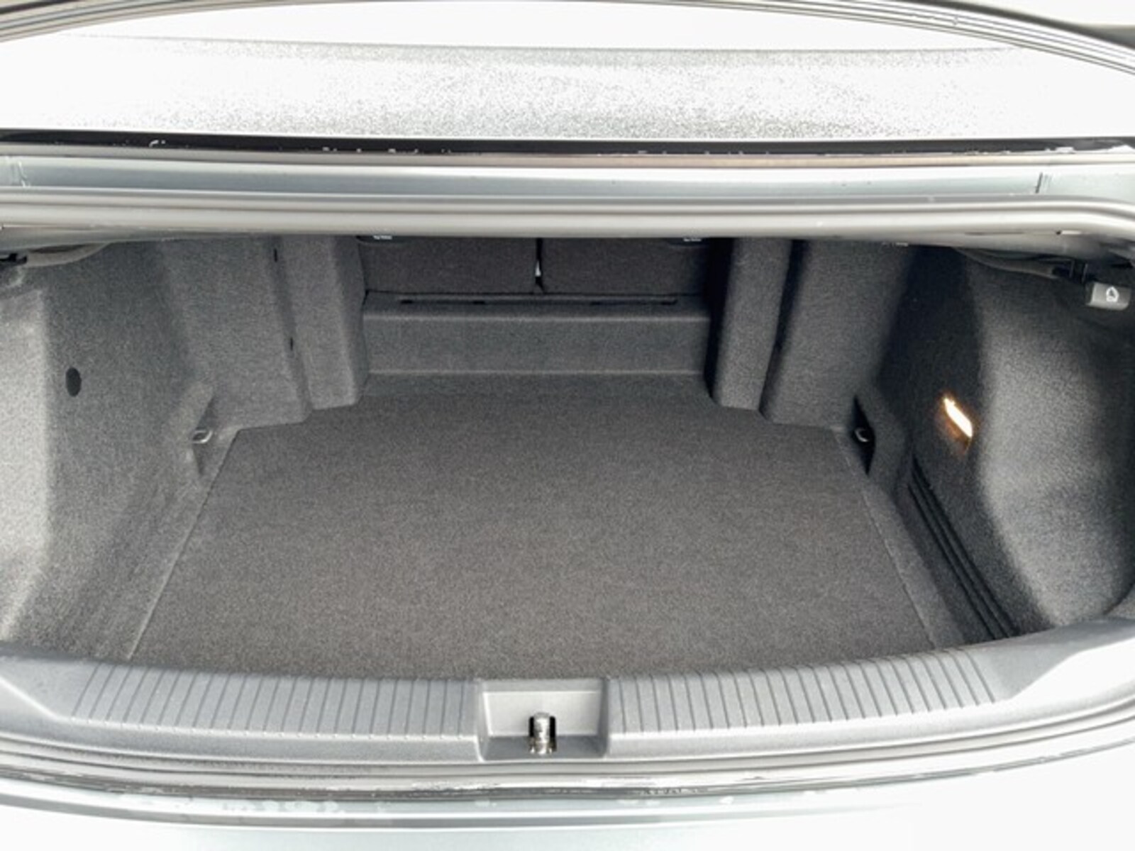 Volkswagen T-Roc Cabriolet – Bild 11