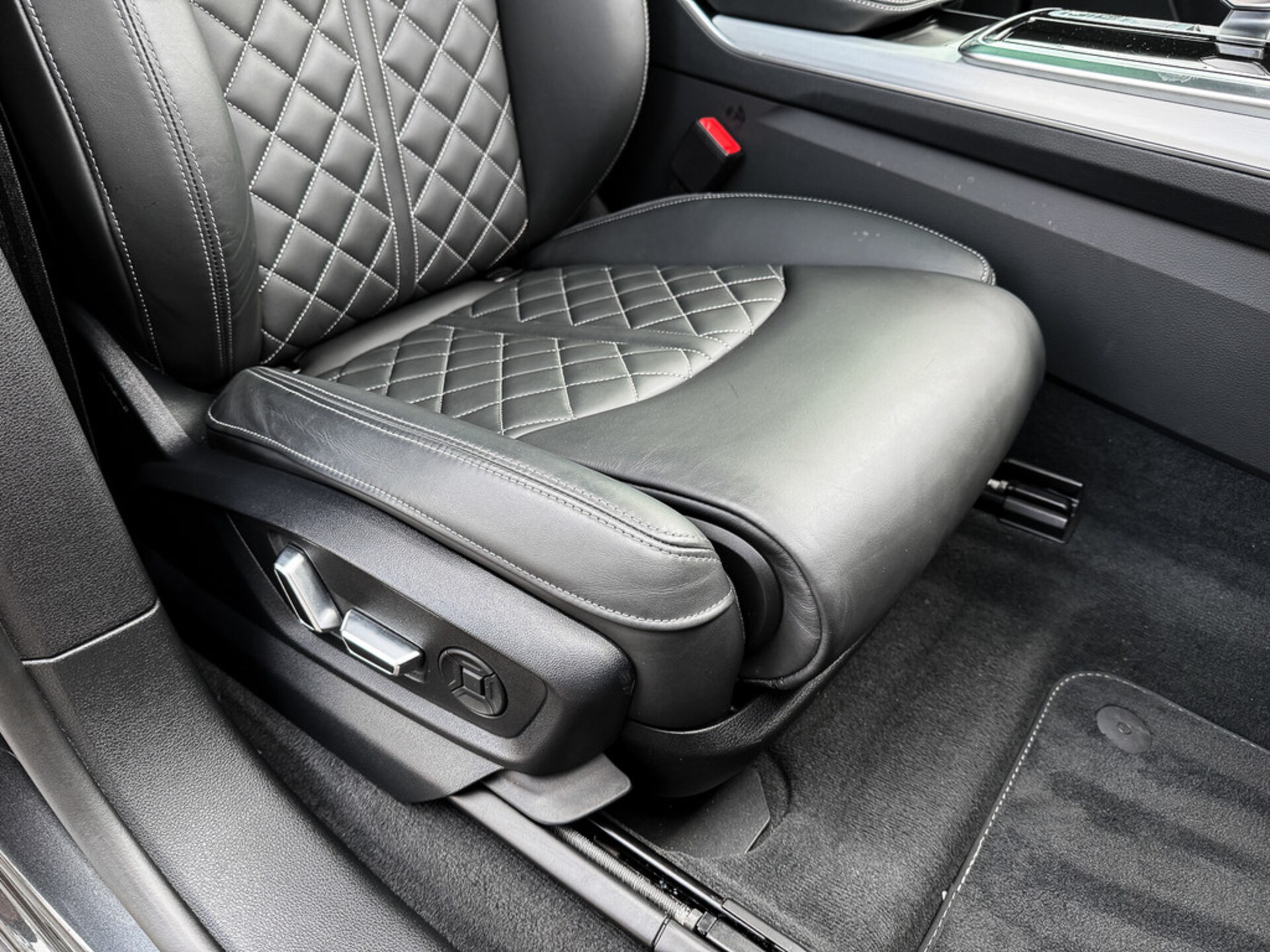 Audi Q8 SUV