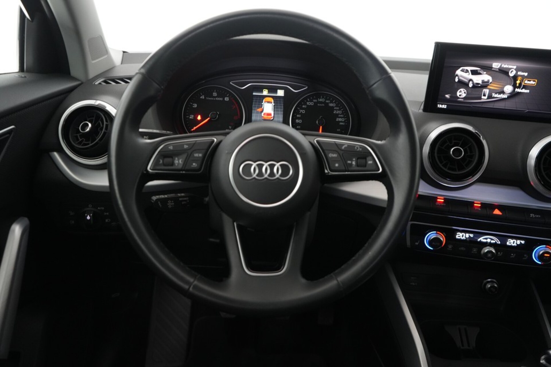 Audi Q2 S line