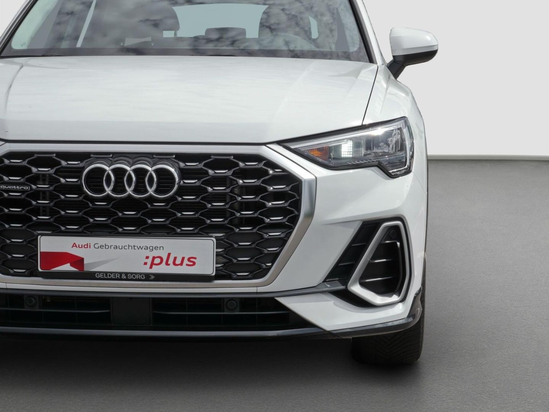 Audi Q3 Sportback S line