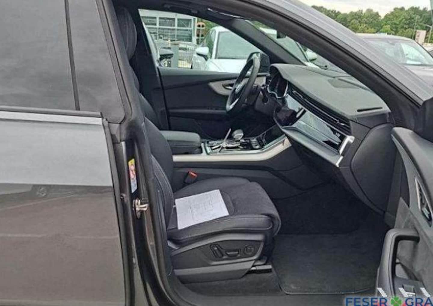 Bild über Audi Q8 SUV 50 TDI quattro tiptronic - für weitere Informationen kontaktieren Sie den Audi Partner