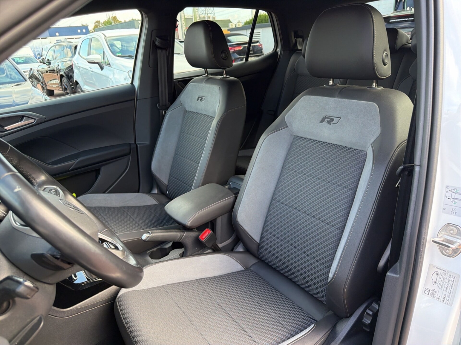Volkswagen T-Cross Style