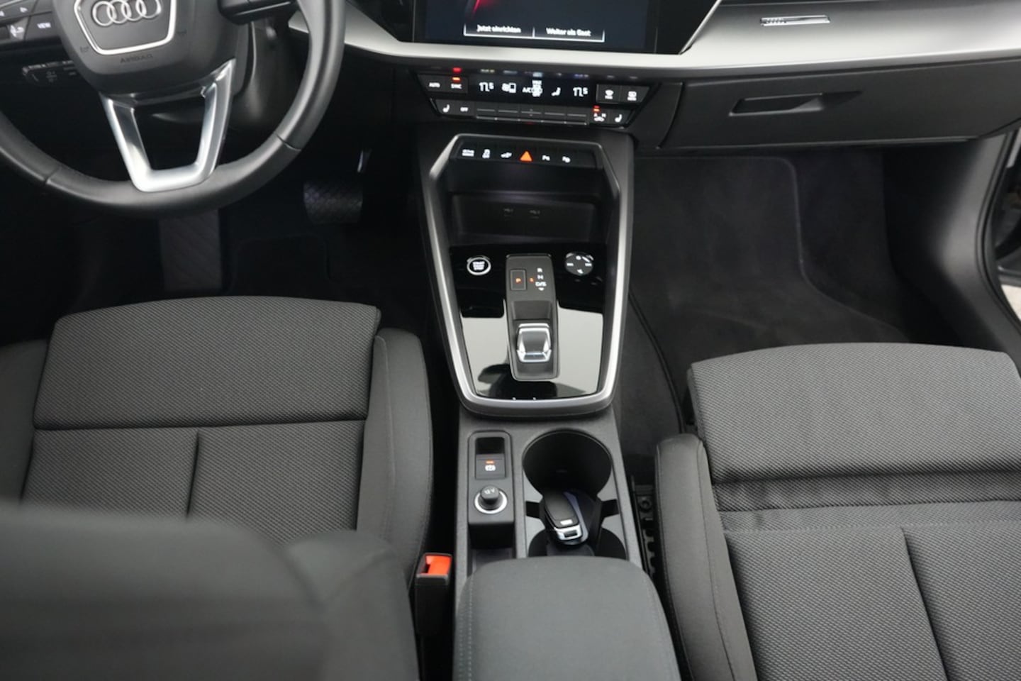 Bild über Audi A3 Sportback TFSI e S line 45 TFSI e S tronic - für weitere Informationen kontaktieren Sie den Audi Partner