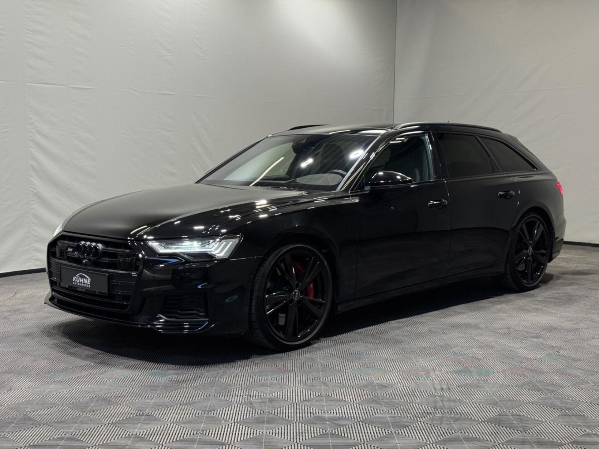 Audi S6 Avant