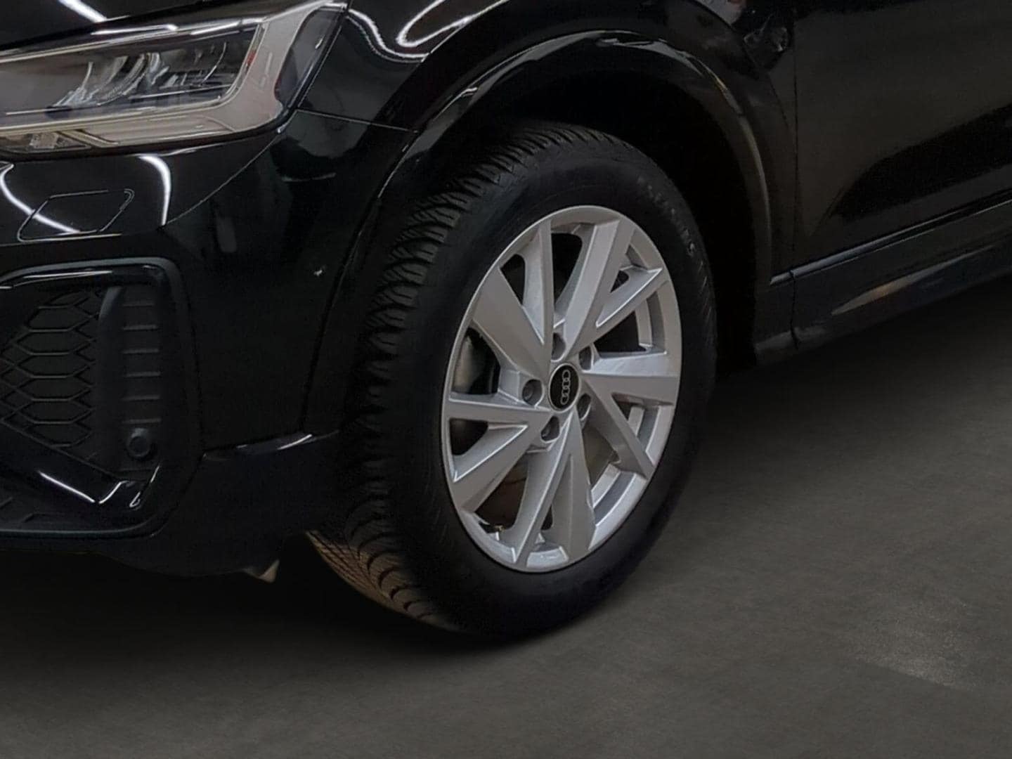 Bild über Audi Q2 S line 35 TFSI S tronic - für weitere Informationen kontaktieren Sie den Audi Partner