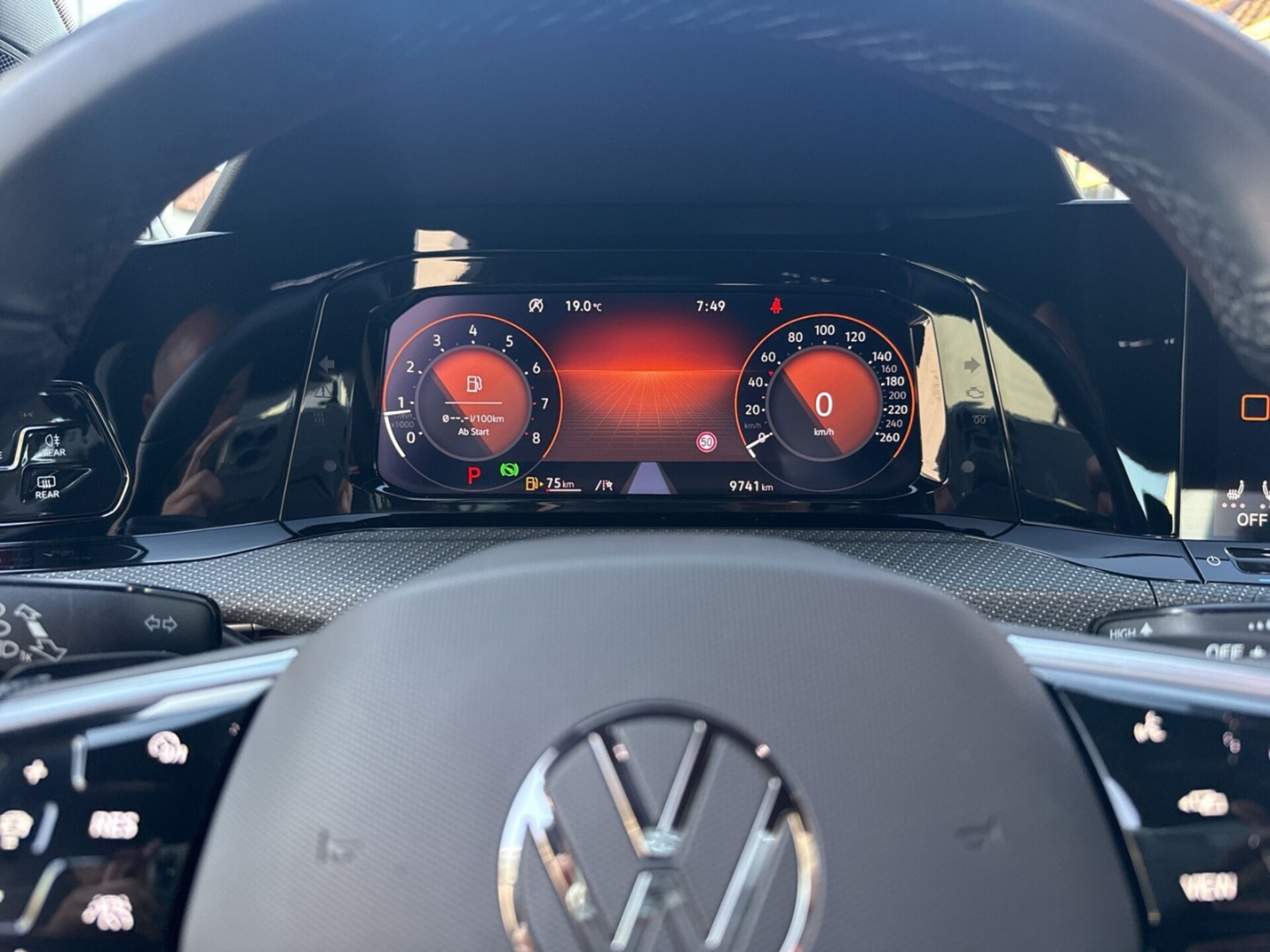 Volkswagen Golf R-Line
