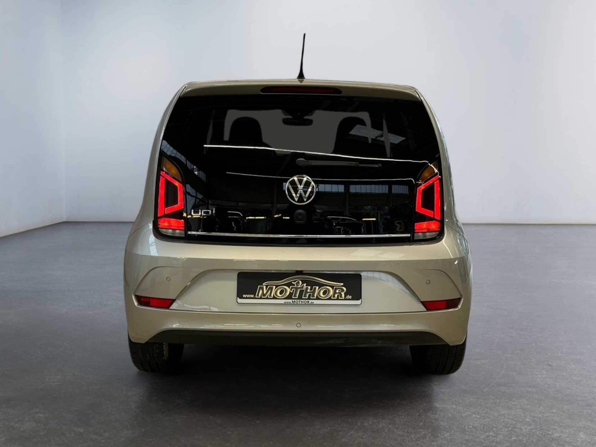 Volkswagen up! ACTIVE
