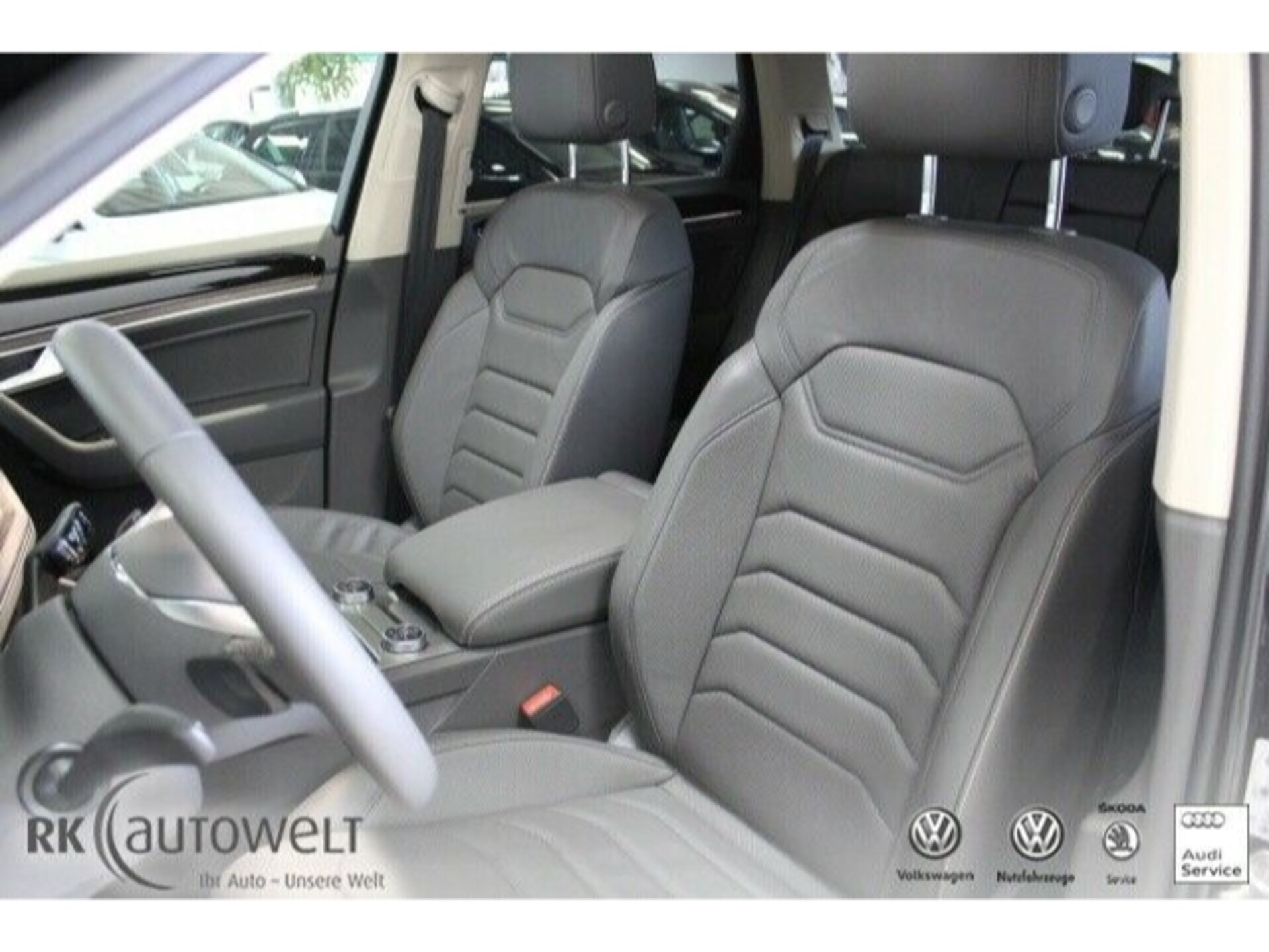 Volkswagen Touareg Basis-Modell